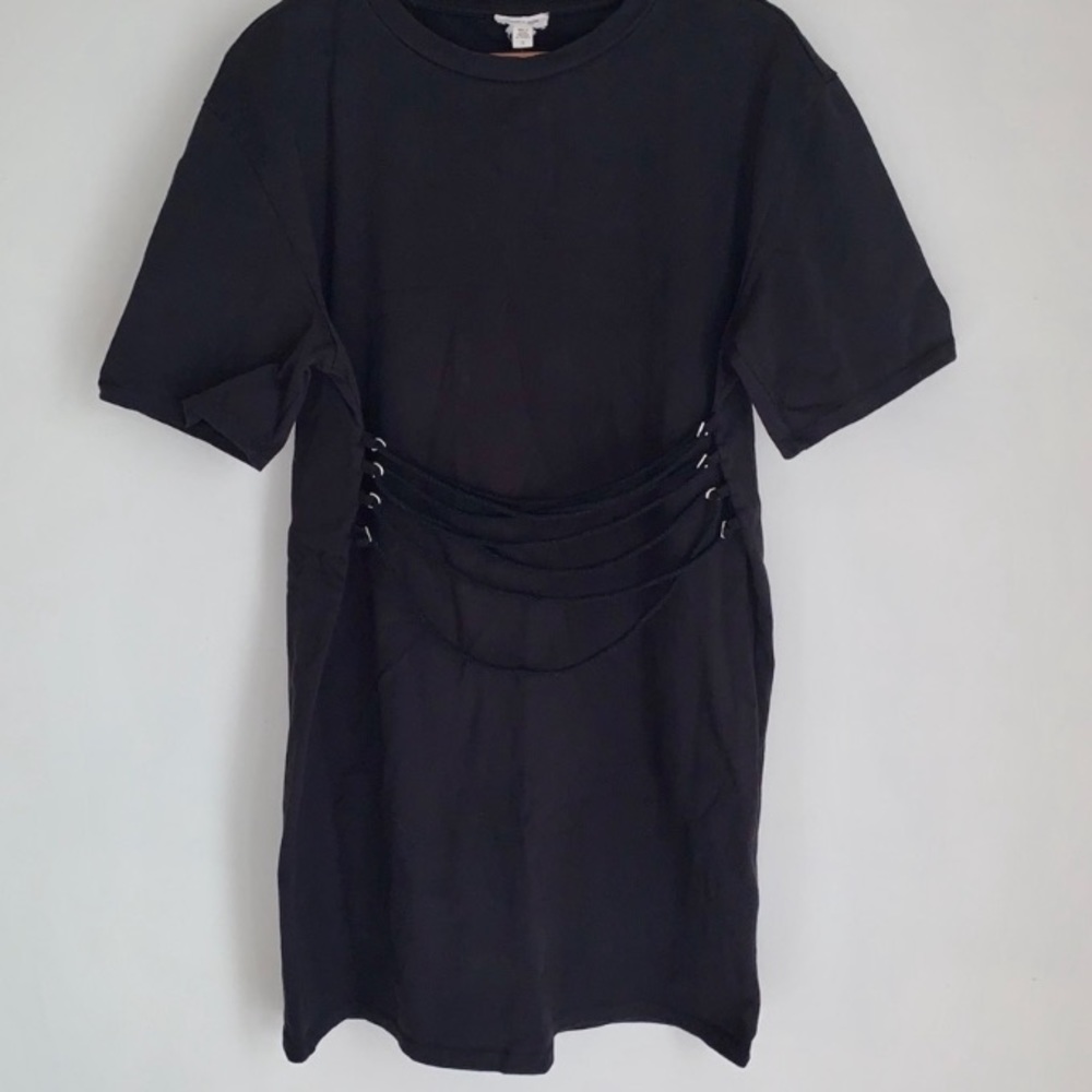 Black short sleeve dress